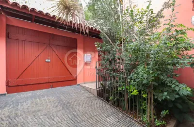 Sobrado à venda de 4 dormitórios, 2 vagas em vila mariana, próximo ao metrô