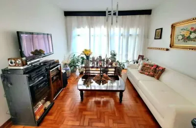 Casa à venda de 150m² , 3 dormitórios, 1 edícula e 1 vaga no bairro do jabaquara