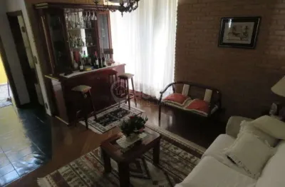 Sobrado à venda no bairro vila gumercindo de 3 dormitórios, 1 suite e 2 vagas