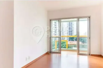 Apartamento de 97m², com 3 dormitórios 2 vagas à venda próximo à praça da árvore