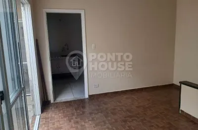 Casa + salão comercial à venda no Jardim Aeroporto, 140 m², próximo ao aeroporto