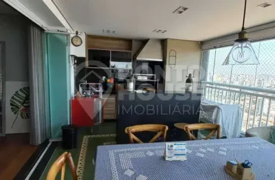 Apartamento mobiliado para locação na Vila Gumercindo, 3 dormitórios e 3 vagas