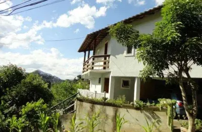 Casa com 2 dormitórios à venda, 106 m² por r$ 595.000,00 - tijuca - teresópolis/rj