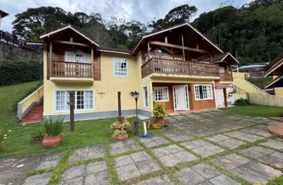 Viva com luxo e conforto na casa comary em teresópolis-rj: 5 quartos, 2 suítes, 4 salas, 5 vagas de garagem!