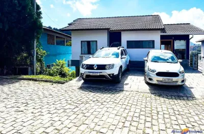 Casa linear à venda no condomínio vale do sol em teresópolis-rj - 4 quartos, 1 suíte, 3 vagas. luxo e conforto em albuquerque!
