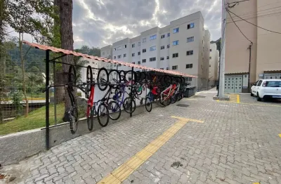 Apartamento de 2 quartos no condomínio em pimenteiras ? teresópolis-rj, 49,52m² de puro conforto!