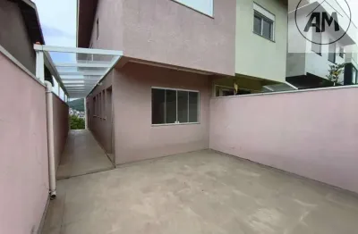 Aluguel de casa com 3 dormitórios e linda vista para a pedra grande em localização privilegiada