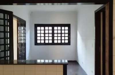 Casa com 4 quartos à venda na rua benedito antônio bueno, 101, santa cruz dos lázaros, jacareí, 191 m2 por r$ 550.000