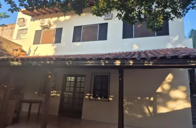 Casa com 3 quartos à venda na Rua Anchieta, 4, Vila Ercília, São José do Rio Preto