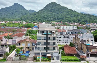 Apartamento garden a poucos metros da nova praia de caiobá.