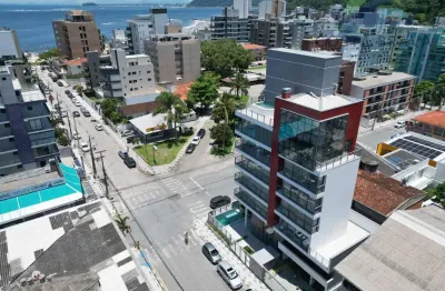 Com excelente localização e vista para a praia mansa!