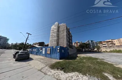 Cobertura com 3 dormitórios, 1 suite, 2 vagas em caiobá