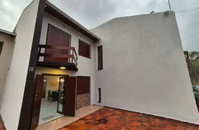 Casa com 2 quartos à venda na Rua José Bigarela, Caiobá, Matinhos