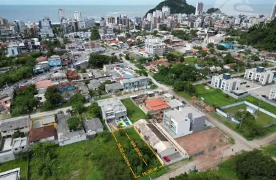 Terreno à venda na Avenida Paranaguá, Tabuleiro, Matinhos