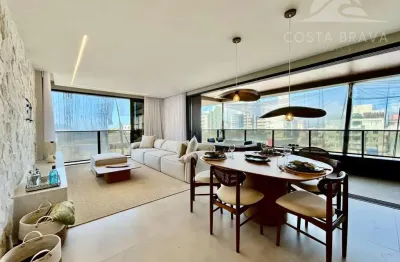 Apartamento com 3 quartos à venda na Avenida Vinte e Nove de Abril, 921, Centro, Guaratuba