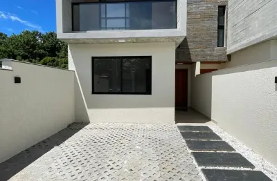 Casa moderna com ampla área e iluminada: a oportunidade que você esperava!