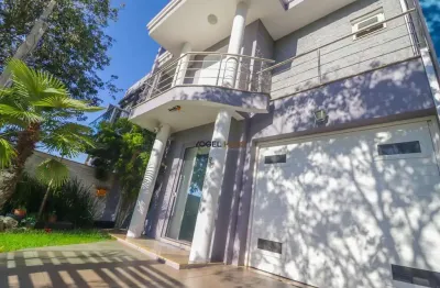 Sobrado com 03 dormitórios sendo 01 suíte | mont serrat - canoas.