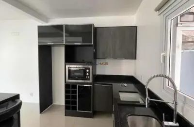 Sobrado de 3 dormitórios, no bairro nossa senhora das graças, em canoas.