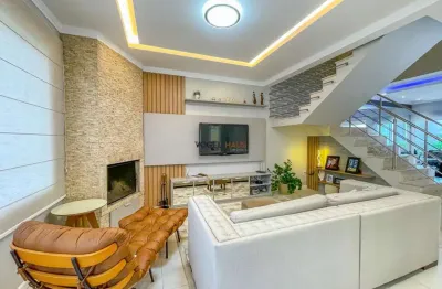 Sobrado com 222 m² de área privativa | 04 dormitórios sendo 01 suíte | moinhos de vento - canoas.