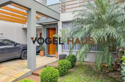 Casa mobiliada 03 dormitórios em canoas / bairro mont serrat