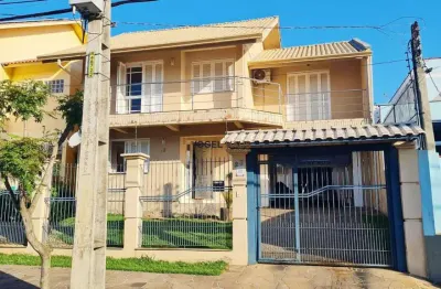 Casa com 4 quartos à venda na Avenida Ramiro Barcelos, 23, São José, Canoas