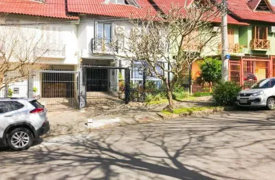 Casa-sobrado 3 dormitórios, 1 suíte. bairro jardim itu.