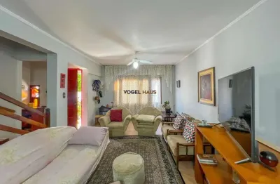 Casa 03 dormitórios em canoas | bairro nossa senhora das graças