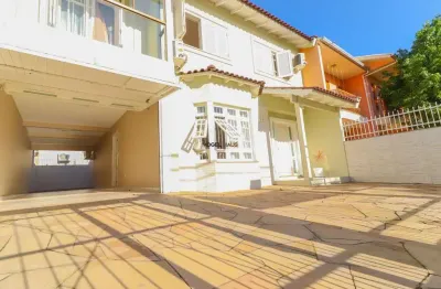 Sobrado de 4 dormitórios, moinhos de vento - canoas