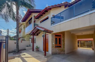 Casa semimobiliada 04 dormitórios em canoas | bairro moinhos de vento