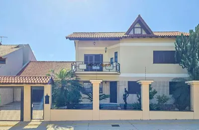 Casa semimobiliada 03 suítes em canoas | bairro moinhos de vento