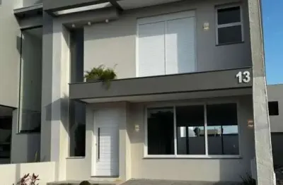 Casa em Condomínio para venda  no Bairro Vale Ville em Cachoeirinha