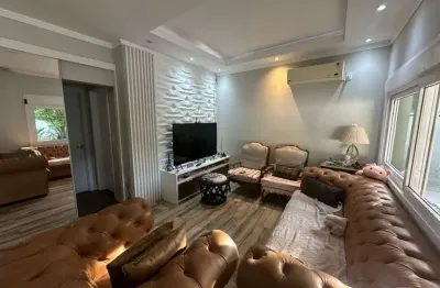 Casa térrea com piscina à venda em Encosta da Floresta, Sapucaia do Sul - Semimobiliado