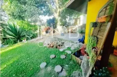Casa com 3 quartos à venda na servidão aroeiras do gramal, 303, campeche, florianópolis por r$ 1.497.000