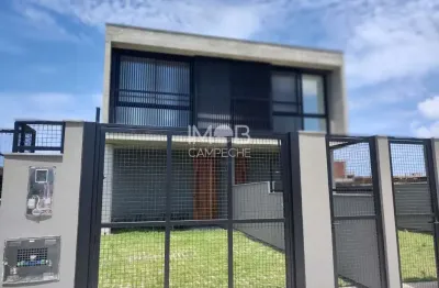 Casa com 3 quartos à venda na rua jardim dos eucaliptos, 600, campeche, florianópolis por r$ 1.850.000