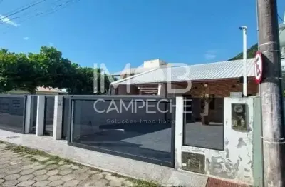 Casa com 7 quartos à venda na mem de sá, 82, pântano do sul, florianópolis por r$ 1.480.000