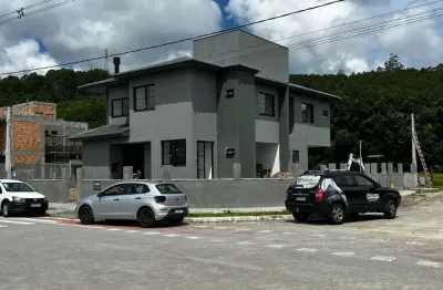Casa para Venda em Florianópolis, Canasvieiras, 2 dormitórios, 2 suítes, 3 banheiros, 2 vagas