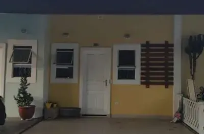 Alugo casa em condomínio zona sul ( quinta dos ipês)
