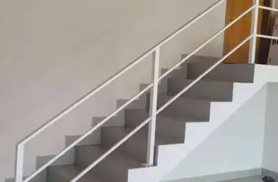 Casa com 2 quartos à venda na Rua Xavantes, 184, Vila Jaci, São José dos Campos