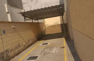 Apto lindo e planejado de 02 quartos no condomínio reserva são judas ii