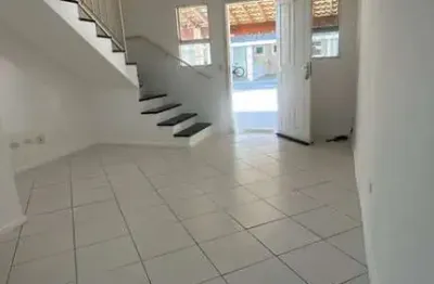 Casa com 2 quartos para alugar na Avenida Antônio de Pádua Santos, 150, Parque dos Ipês, São José dos Campos