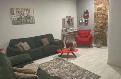 Casa com 3 quartos para alugar na Rua Rúbens Leitão Filho, 40, Jardim Ismênia, São José dos Campos