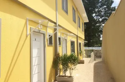 Venha morar em um sobrado em condominio com duas vagas mais depósito!!!!!!!