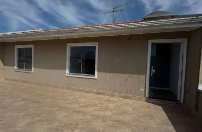 Casa com 2 quartos para alugar na rua crescêncio batista, 745, atuba, pinhais por r$ 1.650