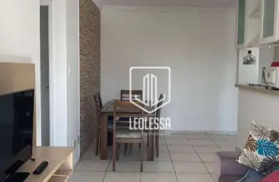 Apartamento mobiliado 2 quartos ao lado do center vale