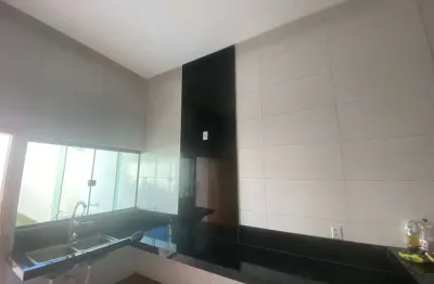 Vendo casa 3 quartos 1 suíte fino acabamento em aparecida de goiânia. casa de rua com 3 quarto(s) e 1 banheiro(s) à venda, 105.61 por r$ 320.000 no setor vila oliveira ta12138