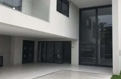 Sobrado alphaville cruzeiro do sul casa em condomínio com 5 quarto(s) e 7 banheiro(s) à venda, 521.09 por r$ 7.050.000 no setor residencial alphaville flamboyant in12833