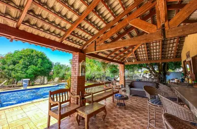 A residência dos seus sonhos: onde o luxo encontra o conforto! casa em condomínio com 6 quarto(s) e 7 banheiro(s) à venda, 660 por r$ 2.000.000 no setor condominio parque dos cisnes ad13748