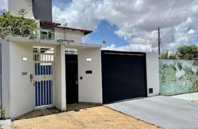 Sobrado jardim america sobrado com 3 quarto(s) e 5 banheiro(s) à venda, 187.92 por r$ 739.000 no setor jardim américa vn15242