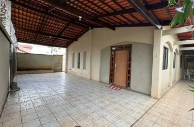 Oportunidade casa de esquina c-137 casa de rua com 4 quarto(s) e 6 banheiro(s) à venda, 532 por r$ 980.000 no setor jardim américa ad15686