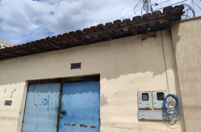 Imóvel ideal para construir kitnet-hotel casa de rua com 3 quarto(s) e 3 banheiro(s) à venda, 345 por r$ 550.000 no setor setor central in18177